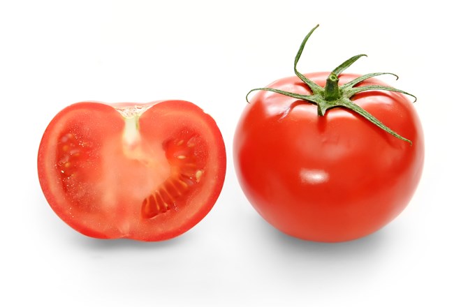  Cà chua giữ xương chắc khỏe